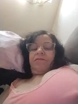 Snapshot of mariy522 chatting on November 2, 1:27 pm mariy522 online show from November 2, 1:27 pm