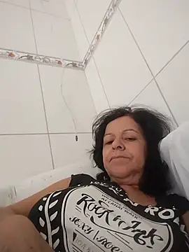 Snapshot of mariy522 chatting on December 5, 12:15 pm mariy522 online show from December 5, 12:15 pm