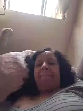 Snapshot of mariy522 chatting on December 14, 2:22 pm mariy522 online show from December 14, 2:22 pm