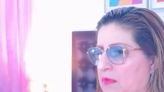 sandra 20 online show from November 15, 10:52 am