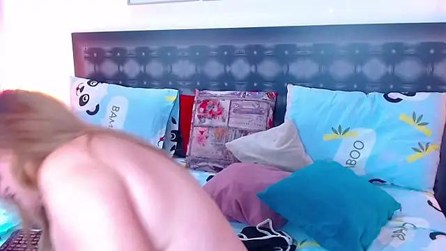 sandra 20 online show from March 17, 10:49 am