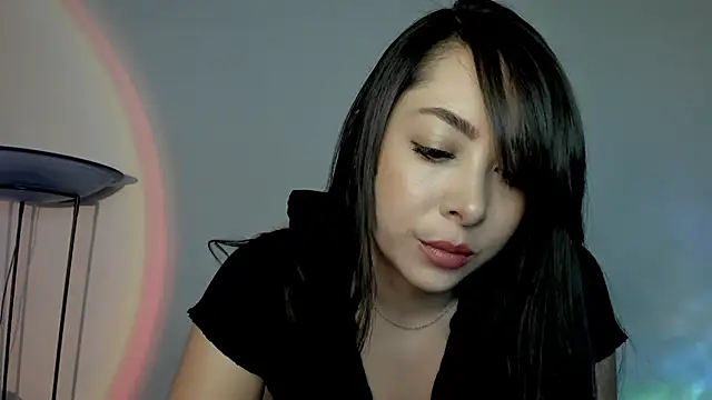 Mila  Paramo online show from March 20, 11:45 pm
