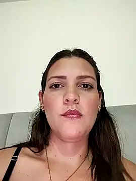 Snapshot of Mia_Hampton chatting on March 19, 12:37 am Mia Hampton online show from March 19, 12:37 am