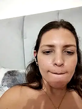 Snapshot of Mia_Hampton chatting on March 9, 4:49 am Mia Hampton online show from March 9, 4:49 am