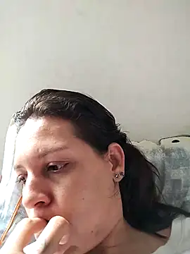 Snapshot of Mia_Hampton chatting on February 26, 3:10 pm Mia Hampton online show from February 26, 3:10 pm