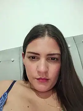 Mia Hampton online show from May 24, 8:09 pm