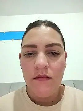 Snapshot of Mia_Hampton chatting on June 27, 3:51 pm Mia Hampton online show from June 27, 3:51 pm