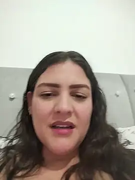 Snapshot of Mia_Hampton chatting on June 20, 12:04 am Mia Hampton online show from June 20, 12:04 am