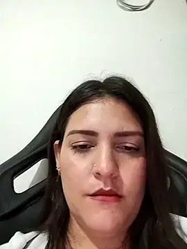 Snapshot of Mia_Hampton chatting on October 31, 1:46 am Mia Hampton online show from October 31, 1:46 am