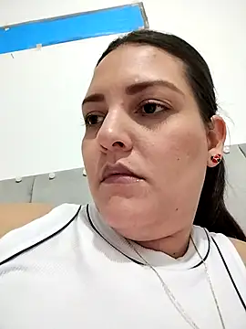 Mia Hampton online show from January 12, 11:42 pm