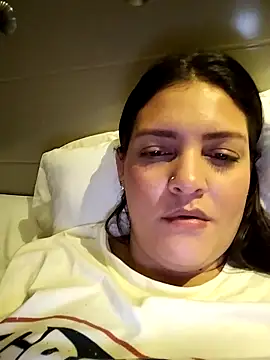 Snapshot of Mia_Hampton chatting on September 29, 1:45 am Mia Hampton online show from September 29, 1:45 am