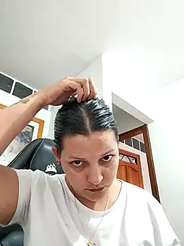 Mia Hampton online show from February 17, 9:12 pm