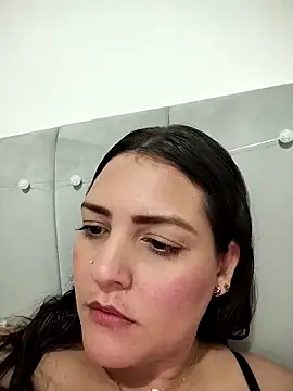 Mia Hampton online show from April 23, 11:17 pm
