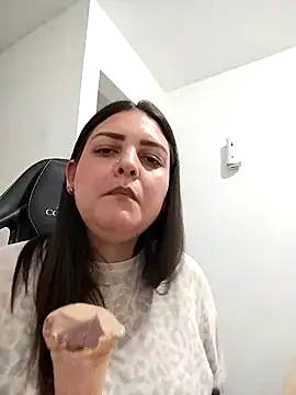 Mia Hampton online show from February 3, 11:21 pm