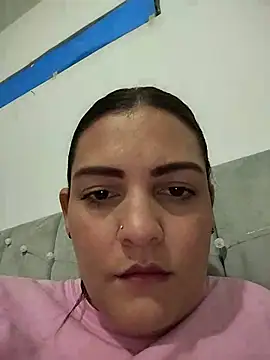 Snapshot of Mia_Hampton chatting on June 3, 11:53 pm Mia Hampton online show from June 3, 11:53 pm