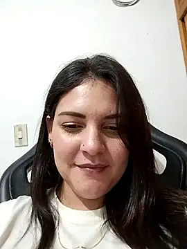 Snapshot of Mia_Hampton chatting on November 29, 2:01 am Mia Hampton online show from November 29, 2:01 am