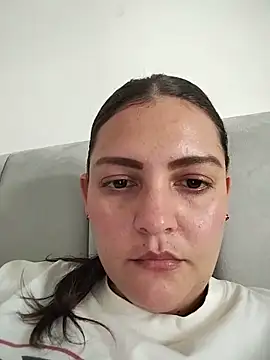 Snapshot of Mia_Hampton chatting on June 11, 8:28 pm Mia Hampton online show from June 11, 8:28 pm