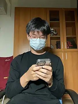 h4779150 online show from March 6, 4:35 pm