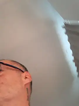 Snapshot of DarrenSullivanSlut chatting on October 8, 6:26 am DarrenSullivanSlut online show from October 8, 6:26 am