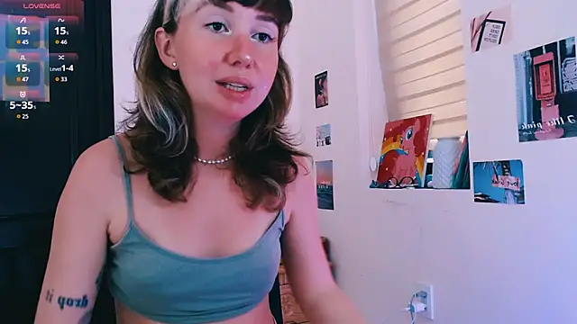 Cosmo Riri online show from March 25, 9:08 am