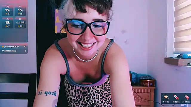 Cosmo Riri online show from March 18, 7:33 am