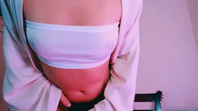 Cosmo Riri online show from March 9, 5:33 am