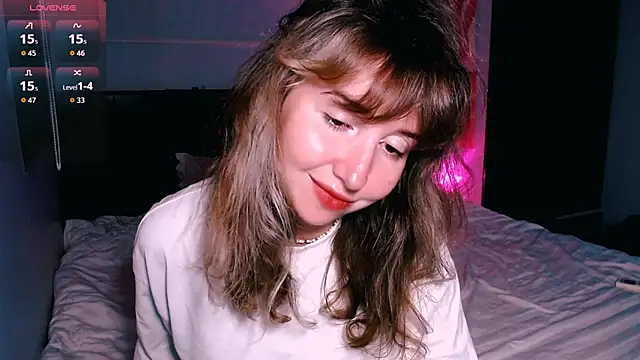 Cosmo Riri online show from November 13, 11:25 am