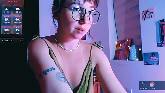 Cosmo Riri online show from March 26, 12:36 pm