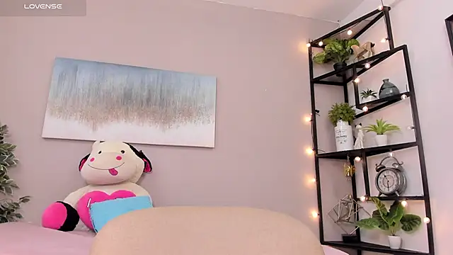 Briana Wells  online show from March 31, 12:40 pm