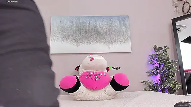 Briana Wells  online show from October 21, 2:16 pm