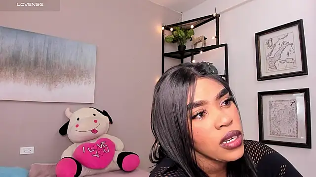 Briana Wells  online show from March 29, 12:40 pm