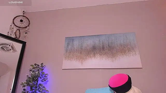 Briana Wells  online show from February 28, 1:44 pm