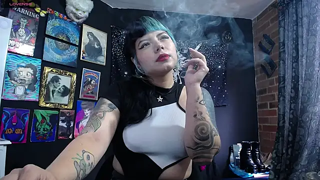 Yourmadame P online show from March 19, 7:06 pm