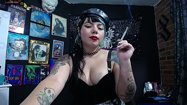 Yourmadame P online show from March 12, 10:28 pm