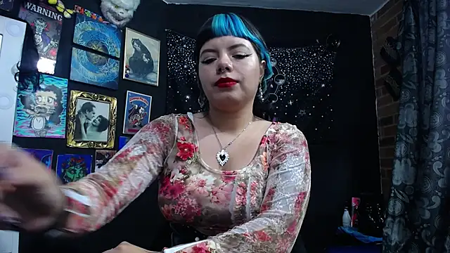 Yourmadame P online show from February 12, 9:22 pm
