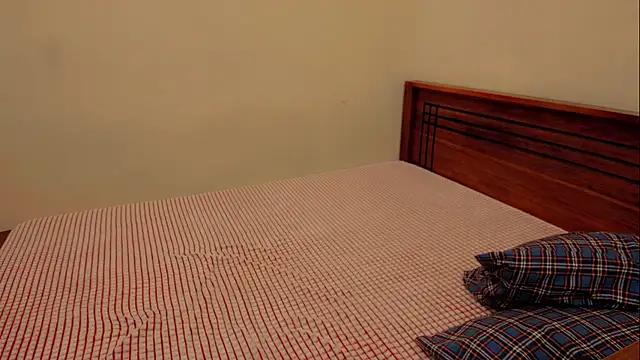 Kiara-Tanvi online show from October 24, 4:39 pm