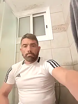 George21ek online show from April 9, 9:54 pm