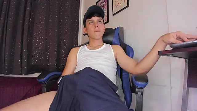 The skinnyguys online show from March 10, 10:36 pm