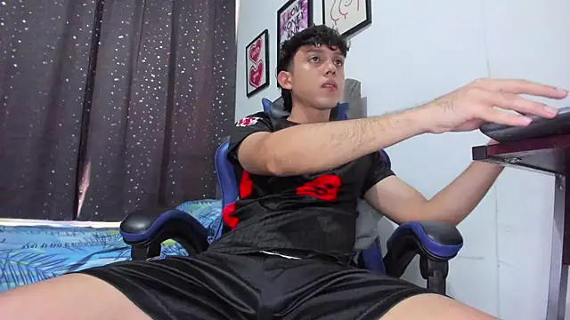 The skinnyguys online show from December 22, 9:59 pm