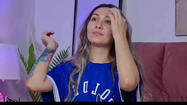 NicolLopeze online show from November 27, 7:31 am