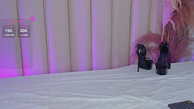 sam phillipss online show from March 17, 12:02 am