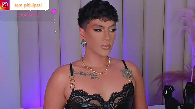 sam phillipss online show from December 15, 9:42 pm