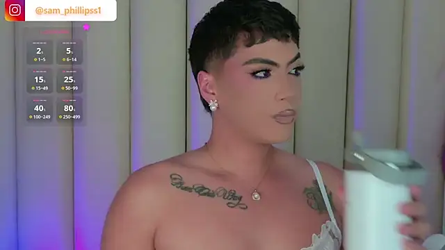 Snapshot of sam_phillipss chatting on June 29, 11:59 pm sam phillipss online show from June 29, 11:59 pm