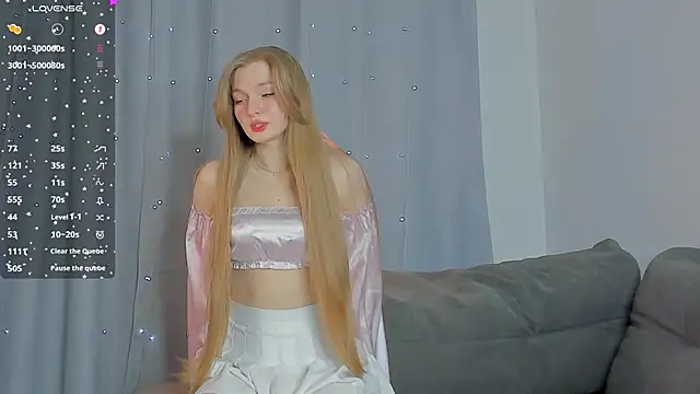 Barbie-Doll- online show from December 4, 9:29 pm