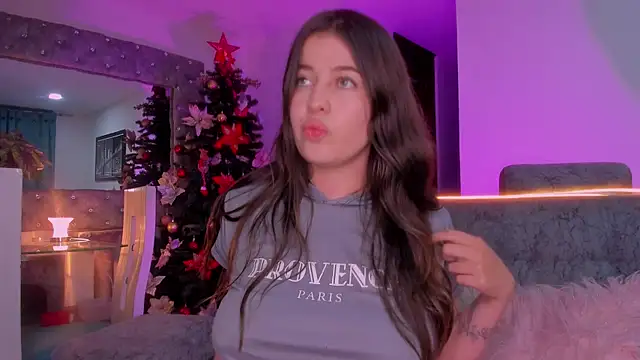 zoe kittylove online show from January 7, 3:33 am