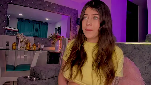 zoe kittylove online show from October 27, 4:35 am