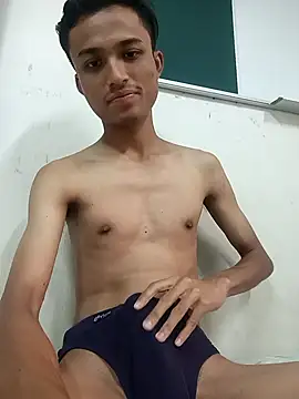 Hunter Hault online show from December 3, 10:47 am