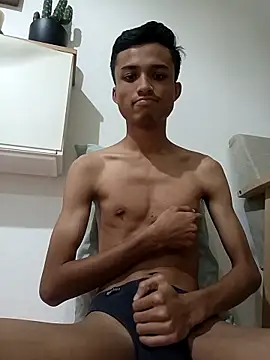 Hunter Hault online show from September 20, 5:07 pm