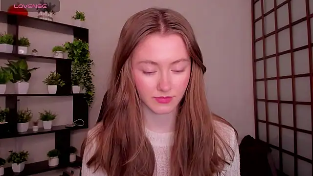 KateCuddle online show from March 19, 2:44 am