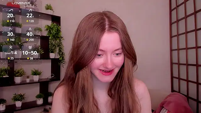 KateCuddle online show from April 8, 2:35 am